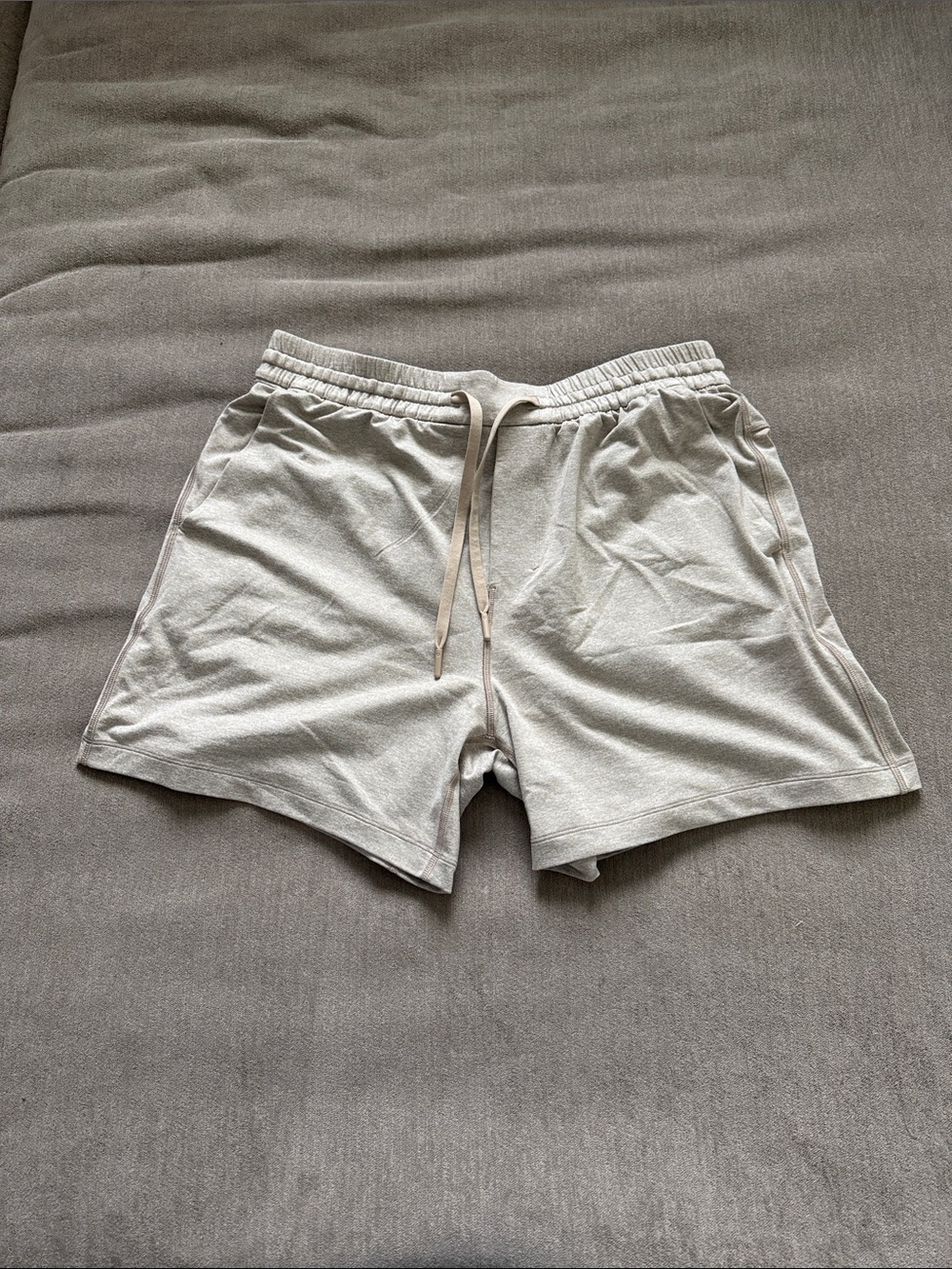 lululemon athletica Men's Athletic Shorts in Light Taupe